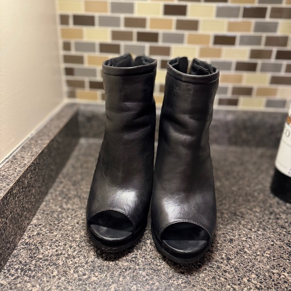 NINE WEST leather boots - Picture 4 of 6
